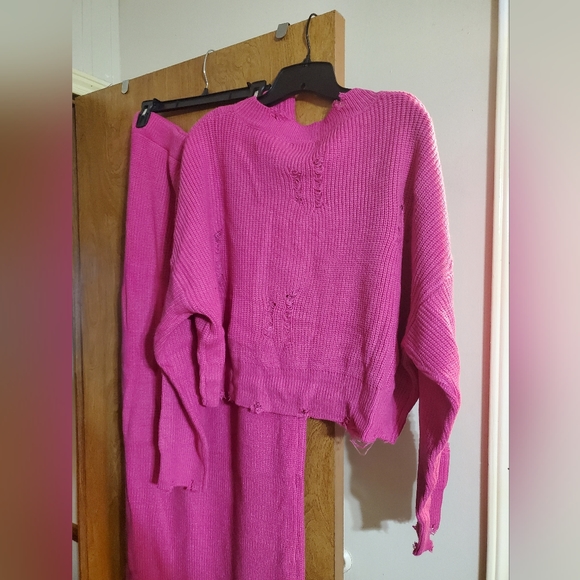 Distressed Maxi 2-piece Sweater Set - Picture 2 of 3